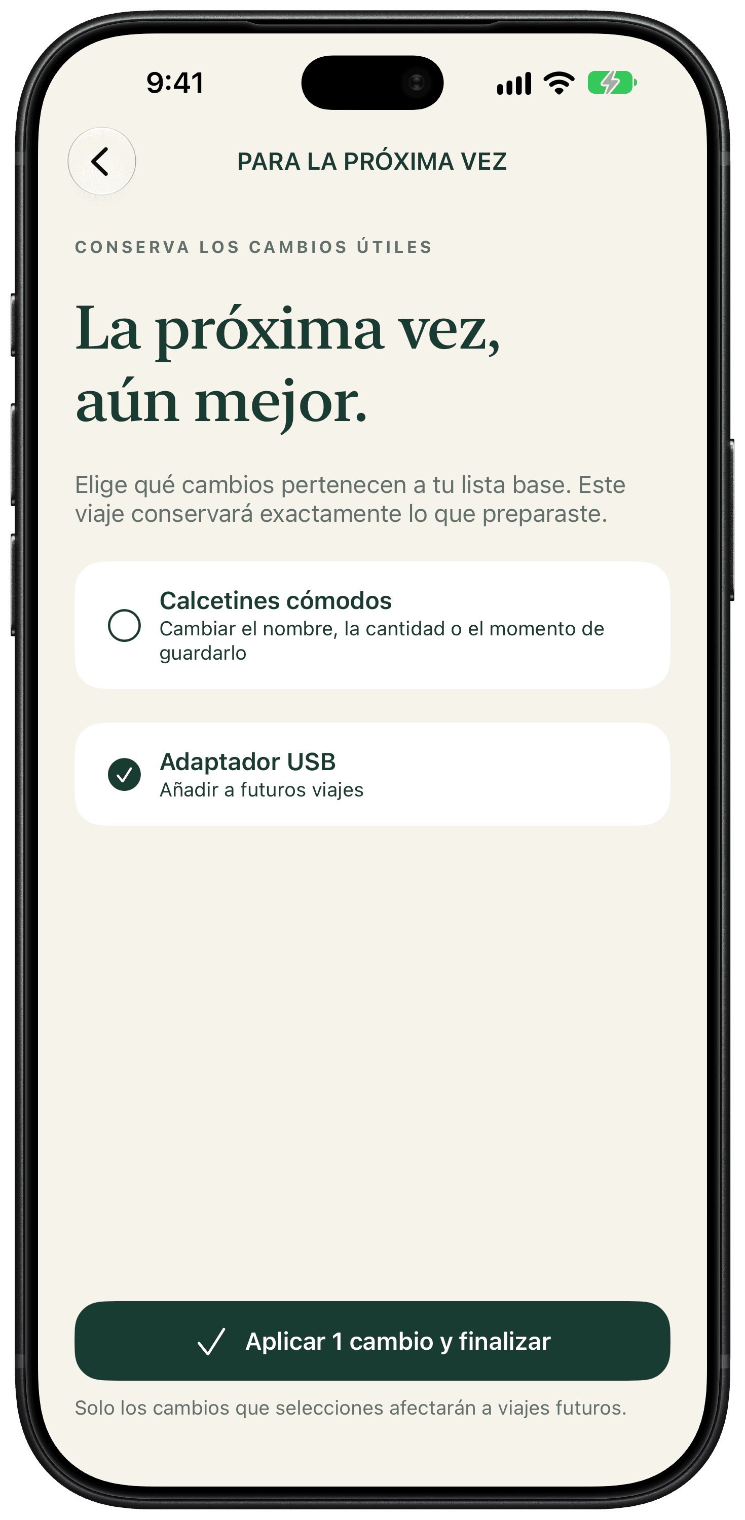 La revisión para el próximo viaje muestra cambios individuales y un adaptador USB seleccionado para actualizar la lista base.