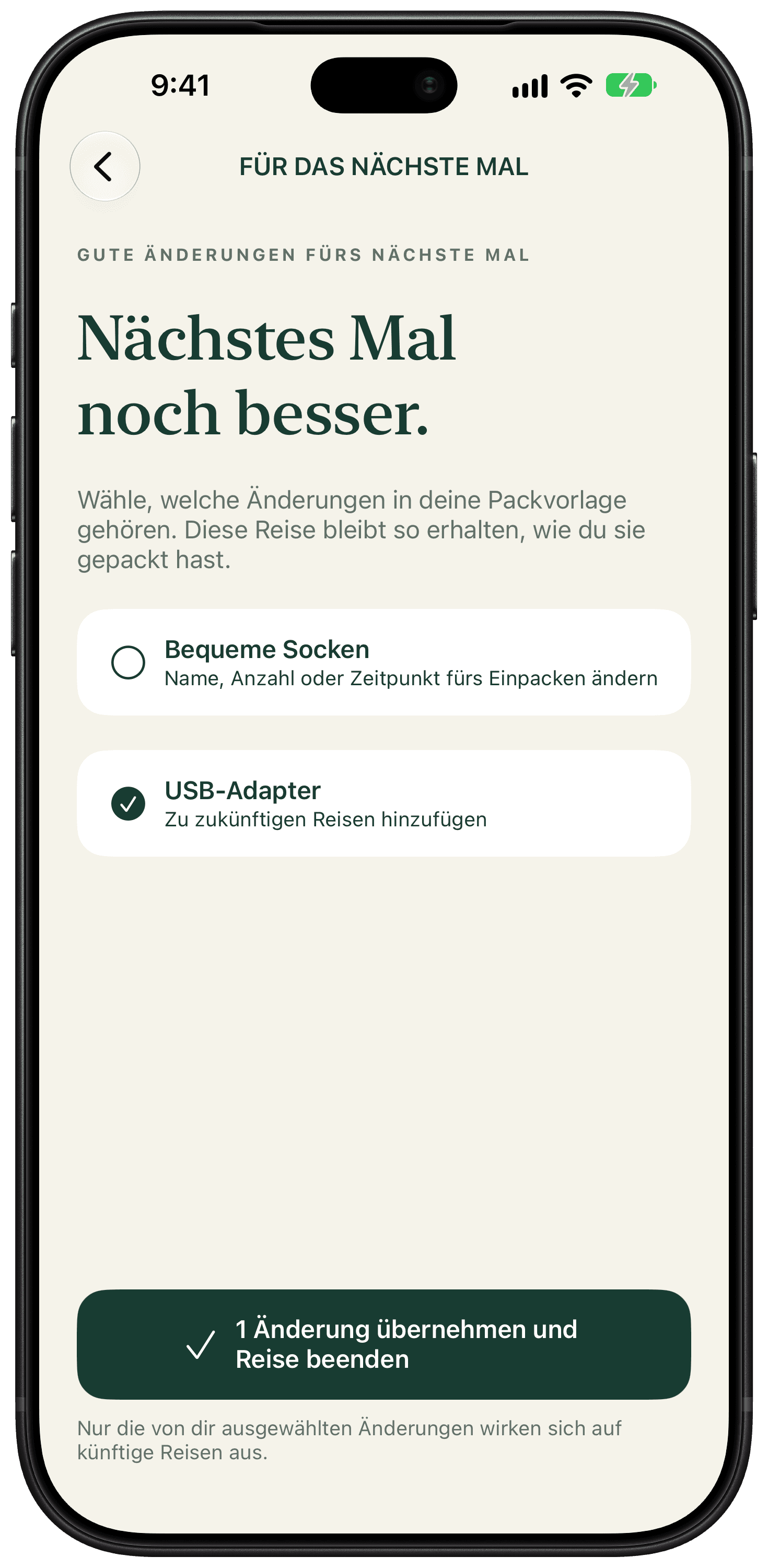Die Prüfung für die nächste Reise zeigt einzelne Änderungen; ein USB-Adapter ist zum Aktualisieren der Packvorlage ausgewählt.